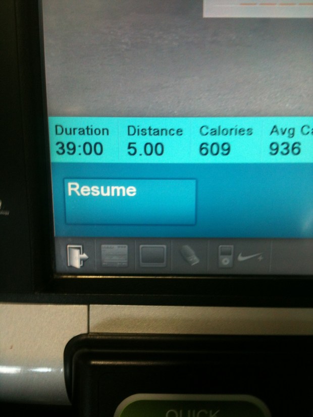 5 miles in 39 minutes; one of my best treadmill runs